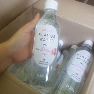 아쿠아스 플레이버워터 [아쿠아스] 제로칼로리 플레이버워터 복숭아/청포도 1BOX 20개입 — 5점을 준 리뷰어가 2021년 4월 올린 사용 사진