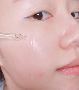 스킨큐어 산다화 비타민c 화이트닝 에센스 30ml — 4.5점을 준 리뷰어가 2023년 7월 올린 사용 사진