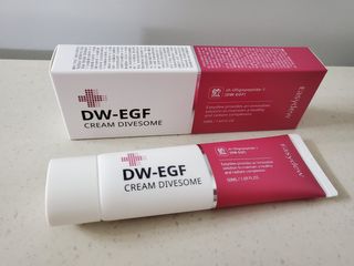 이지듀 DW-EGF 크림 다이브좀_콜라겐이 쏙쏙, 탄력피부로 다이빙 — 5점을 준 리뷰어가 2021년 2월 올린 사용 사진