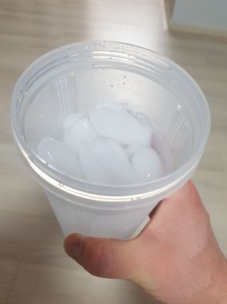 몽베스트 Montbest with Sparkling water Plain 20병 — 5점을 준 리뷰어가 2021년 11월 올린 사용 사진