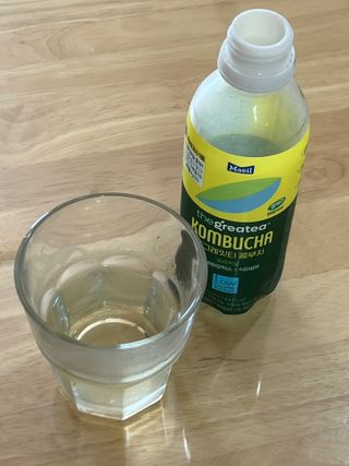 더그레잇티 콤부차 [매일유업] 더그레잇티 44kcal 콤부차 300ml *12개입 (오리지널 6개+베리리치 6개) — 5점을 준 리뷰어가 2023년 8월 올린 사용 사진
