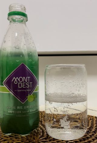 몽베스트 Montbest with Sparkling water Lime20병 — 5점을 준 리뷰어가 2022년 6월 올린 사용 사진
