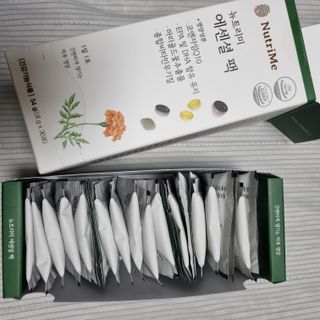 뉴트리미 에센셜팩 1개월분, 30포 — 4점을 준 리뷰어가 2023년 4월 올린 사용 사진