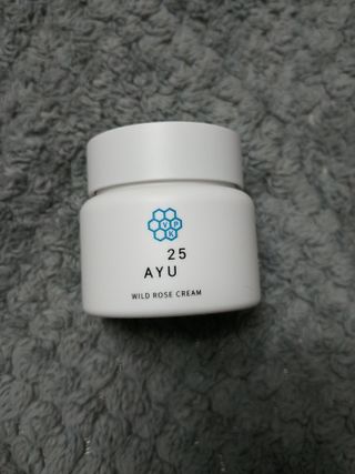 AYU25[아유트웬티파이브]다마스크로즈워터 베이스 천연 수분 촉촉 크림 — 4.5점을 준 리뷰어가 2021년 2월 올린 사용 사진