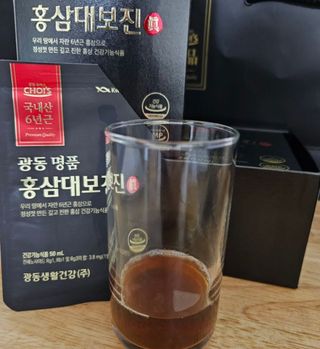광동생활건강 광동 명품 홍삼대보진 50mL x 30포 — 5점을 준 리뷰어가 2023년 4월 올린 사용 사진