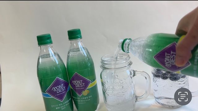 Montbest with Sparkling water Lemon OR Lime 20병(랜덤) 리뷰 사진