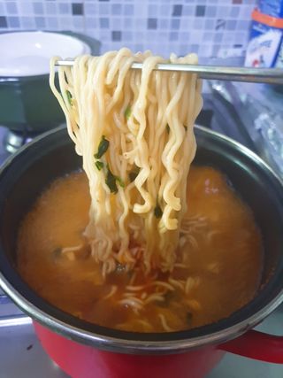 [풀무원] 자연은맛있다 정면, 백면, 홍면  세트 — 5점을 준 리뷰어가 2021년 4월 올린 사용 사진