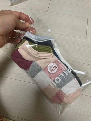 [사이즈가 있는 양말 필로이] 여자 스니커즈 발목 양말 5족 세트【 S, M, L, 】3가지 사이즈 — 5점을 준 리뷰어가 2022년 7월 올린 사용 사진