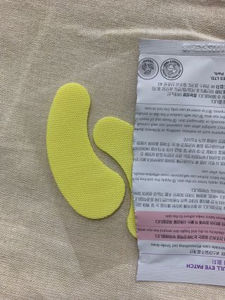 세뚜아(Cettua) 나우[세뚜아] 비타풀 아이 패치 Cettua Vita-Full Eye Patch — 5점을 준 리뷰어가 2024년 4월 올린 사용 사진
