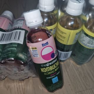 더그레잇티 콤부차 [매일유업] 더그레잇티 44kcal 콤부차 300ml *12개입 (오리지널 6개+베리리치 6개) — 4.5점을 준 리뷰어가 2023년 7월 올린 사용 사진