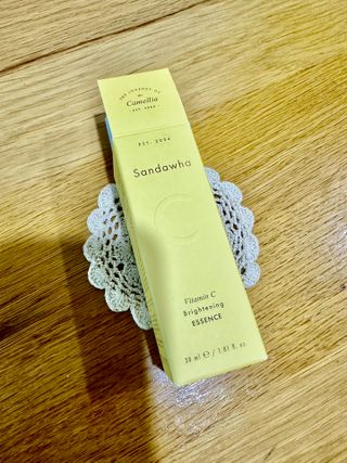 스킨큐어 산다화 비타민c 화이트닝 에센스 30ml — 4.5점을 준 리뷰어가 2023년 12월 올린 사용 사진