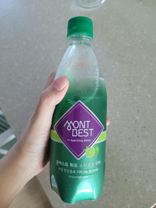몽베스트 Montbest with Sparkling water Lime20병 — 5점을 준 리뷰어가 2023년 2월 올린 사용 사진