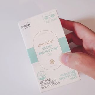 네이처셋 루테인 아스타잔틴 캡슐 1개월분 — 5점을 준 리뷰어가 2021년 7월 올린 사용 사진
