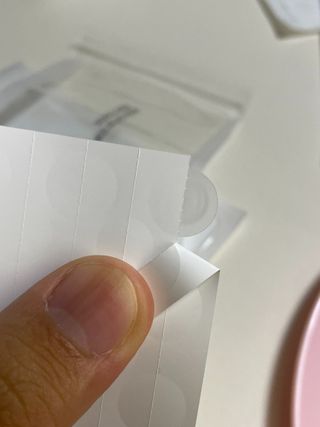 올리브영 엘라밴드 하이드로 도트 스팟패치 12mm, 티트리 — 5점을 준 리뷰어가 2022년 10월 올린 사용 사진