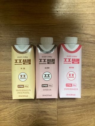 파워풀엑스 [프쌤] 더 맛있고 강력해진 고단백 음료 3종 (초코맛,딸기맛,커피맛) — 4.5점을 준 리뷰어가 2023년 1월 올린 사용 사진