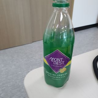 몽베스트 Montbest with Sparkling water Lemon OR Lime 20병(랜덤) — 4.5점을 준 리뷰어가 2021년 10월 올린 사용 사진