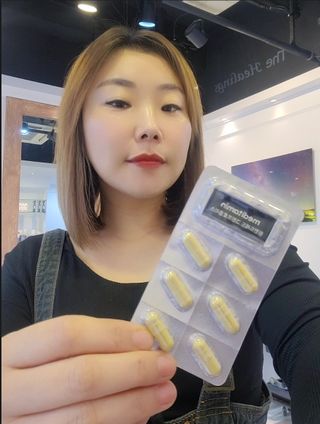 메디타민 원헌드레드 그린프로폴리스 — 5점을 준 리뷰어가 2021년 11월 올린 사용 사진