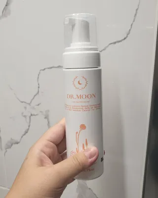 MF프리 [닥터문] 유산균 락토케어 질경초 여성청결제 200ml (폼타입) — 5점을 준 리뷰어가 2022년 6월 올린 사용 사진