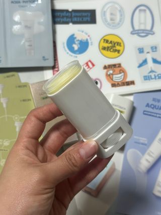 아이레시피 라이트터치 선스틱 15g (SPF50+, PA++++) — 5점을 준 리뷰어가 2023년 2월 올린 사용 사진