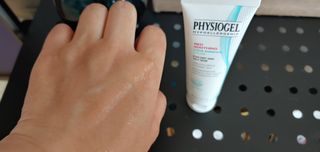 피지오겔 레드수딩 시카밸런스 크림 50ml — 5점을 준 리뷰어가 2022년 4월 올린 사용 사진