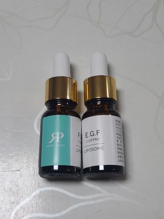랑팡 EGF+FGF 10ppm 리포좀 앰플 원액 10ml — 5점을 준 리뷰어가 2021년 11월 올린 사용 사진
