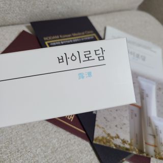 [바이로담] 저자극 약산성버블 폼 폼클렌징 150ml — 5점을 준 리뷰어가 2021년 3월 올린 사용 사진