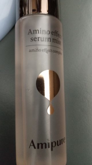 아미퓨어 아미노이펙트 세럼미스트 피부에 착 붙는 고보습 수분충전 간편 휴대 안개분사 속건조를 위한 꿀템 — 5점을 준 리뷰어가 2021년 7월 올린 사용 사진