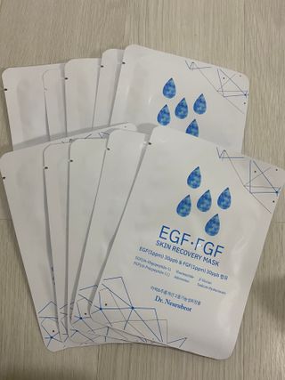 Dr.느루벗 느루벗 EGF FGF 스킨 리커버리 마스크 10장 — 4점을 준 리뷰어가 2021년 3월 올린 사용 사진
