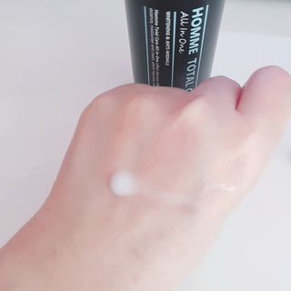 Dr.느루벗 느루벗 옴므 토탈 케어 올인원 118ml 남자 남성 스킨 로션 에센스 크림 화장품 — 4.5점을 준 리뷰어가 2021년 3월 올린 사용 사진