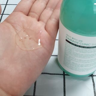 썸헤어 / SUMHAIR 썸헤어 데미지 클리닉 샴푸+트리트먼트 네롤리&민트티 — 4.5점을 준 리뷰어가 2021년 6월 올린 사용 사진