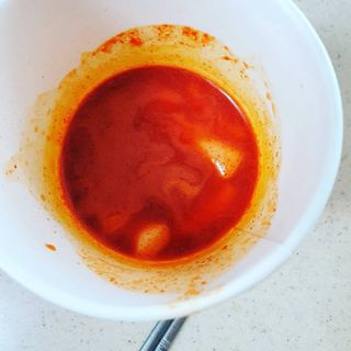 유비쿡 컵떡볶이 매운컵떡볶이2개/ 짜장컵떡볶이 2개  총 4개세트 — 5점을 준 리뷰어가 2021년 3월 올린 사용 사진