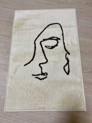 소소린 드로잉 디자인 발매트 현관 욕실 러그 — 5점을 준 리뷰어가 2021년 11월 올린 사용 사진
