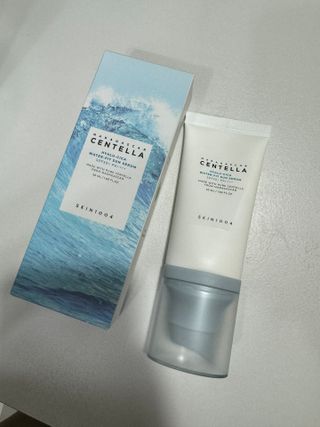 MF[스킨1004] 마다가스카르 센텔라 히알루-시카 워터핏 선세럼 50ml — 5점을 준 리뷰어가 2024년 5월 올린 사용 사진