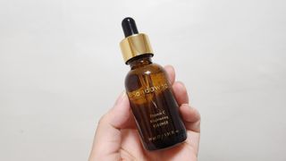 스킨큐어 산다화 비타민c 화이트닝 에센스 30ml — 5점을 준 리뷰어가 2024년 1월 올린 사용 사진
