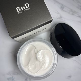 비엔디 프리용[한/영]BnD 바디 미백 겨드랑이 크림 — 4점을 준 리뷰어가 2024년 11월 올린 사용 사진