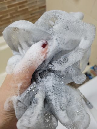 제이제이바이오 허브마사지바 올인원 알약비누 — 5점을 준 리뷰어가 2021년 12월 올린 사용 사진