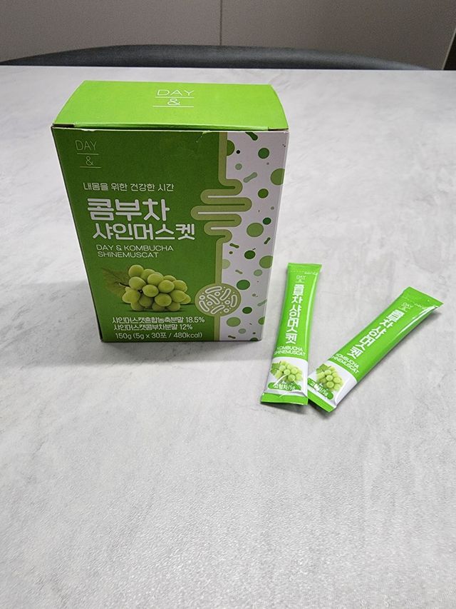 7가지 맛! 탄산 톡톡! 스파클링! 데이앤 콤부차 7종 10포 1박스씩 ★총 7박스★ 리뷰 사진
