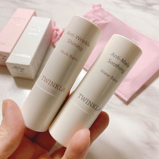 [트윙클라] 안티멜라 수딩 워터밤+안티링클 샤이닝 멀티밤 — 4점을 준 리뷰어가 2022년 6월 올린 사용 사진