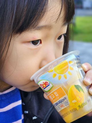 돌 MF[Dole] 파인애플컵/망고컵/복숭아컵 198g 6입X1박스 (맛 1가지 랜덤 발송) — 5점을 준 리뷰어가 2024년 10월 올린 사용 사진