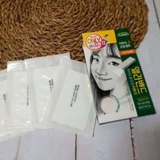 올리브영 엘라밴드 하이드로 도트 스팟패치 12mm, 티트리 — 5점을 준 리뷰어가 2022년 9월 올린 사용 사진