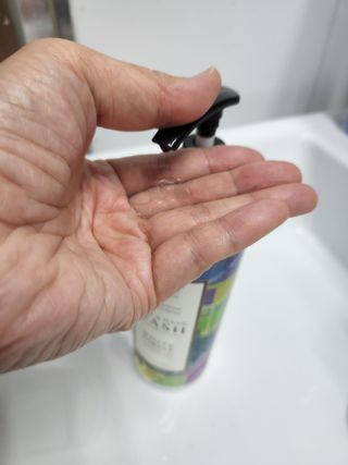 조향사 바디 앤 핸드 워시 화이트 포레스트 — 5점을 준 리뷰어가 2022년 6월 올린 사용 사진