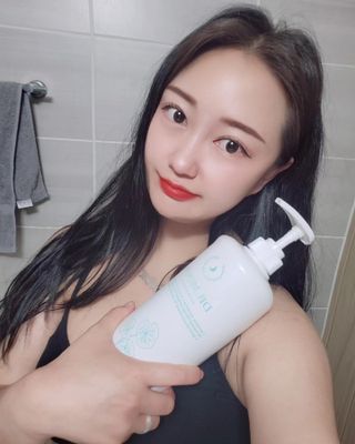 [닥터문] 센텔라 시카케어 화이트머스크 바디워시 1000ml — 5점을 준 리뷰어가 2023년 7월 올린 사용 사진