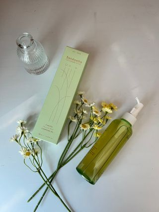 스킨큐어 산다화 순한 클렌징 동백 오일 200ml — 5점을 준 리뷰어가 2023년 2월 올린 사용 사진