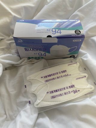 데일리브레스황사마스크KF94대형 데일리브레스 황사방역마스크 KF94 대형 — 5점을 준 리뷰어가 2021년 4월 올린 사용 사진