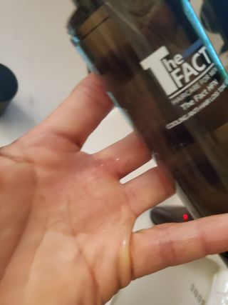 The Fact 더팩트 에이치에프엔 쿨링 안티헤어로스 토닉 젤 150ml — 5점을 준 리뷰어가 2022년 5월 올린 사용 사진