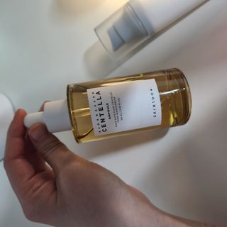 [스킨1004] 마다가스카르 센텔라 앰플 100ml — 5점을 준 리뷰어가 2024년 5월 올린 사용 사진