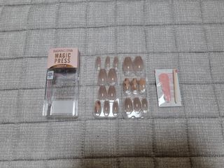 데싱디바 매직프레스 가을매니 코핀 5종 중 택1 — 4점을 준 리뷰어가 2021년 9월 올린 사용 사진