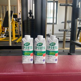 셀렉스스포츠 셀렉스 스포츠 웨이 프로틴 복숭아_ 330ml x 12팩 — 5점을 준 리뷰어가 2021년 3월 올린 사용 사진