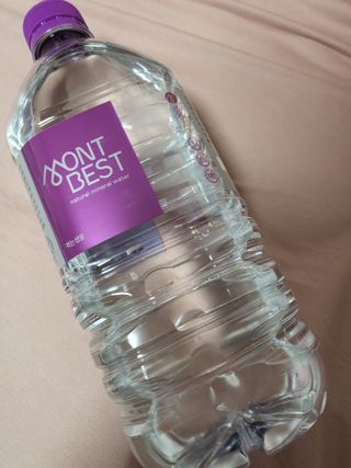 몽베스트 MONTBEST 1L 12입 — 5점을 준 리뷰어가 2022년 2월 올린 사용 사진