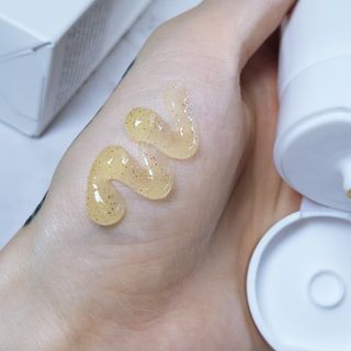 라비오라 레몬 허니 브라이트닝 워시오프 팩 100g — 5점을 준 리뷰어가 2022년 7월 올린 사용 사진